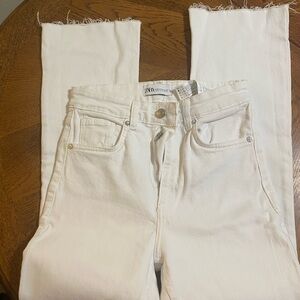 new Zara Women's white Jeans need zipper